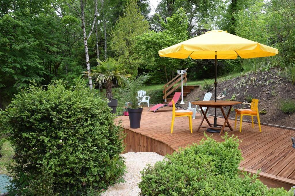 Gite Recent Au Calme Entre Champs Et Forets Perigord Vert Grand Brassac エクステリア 写真